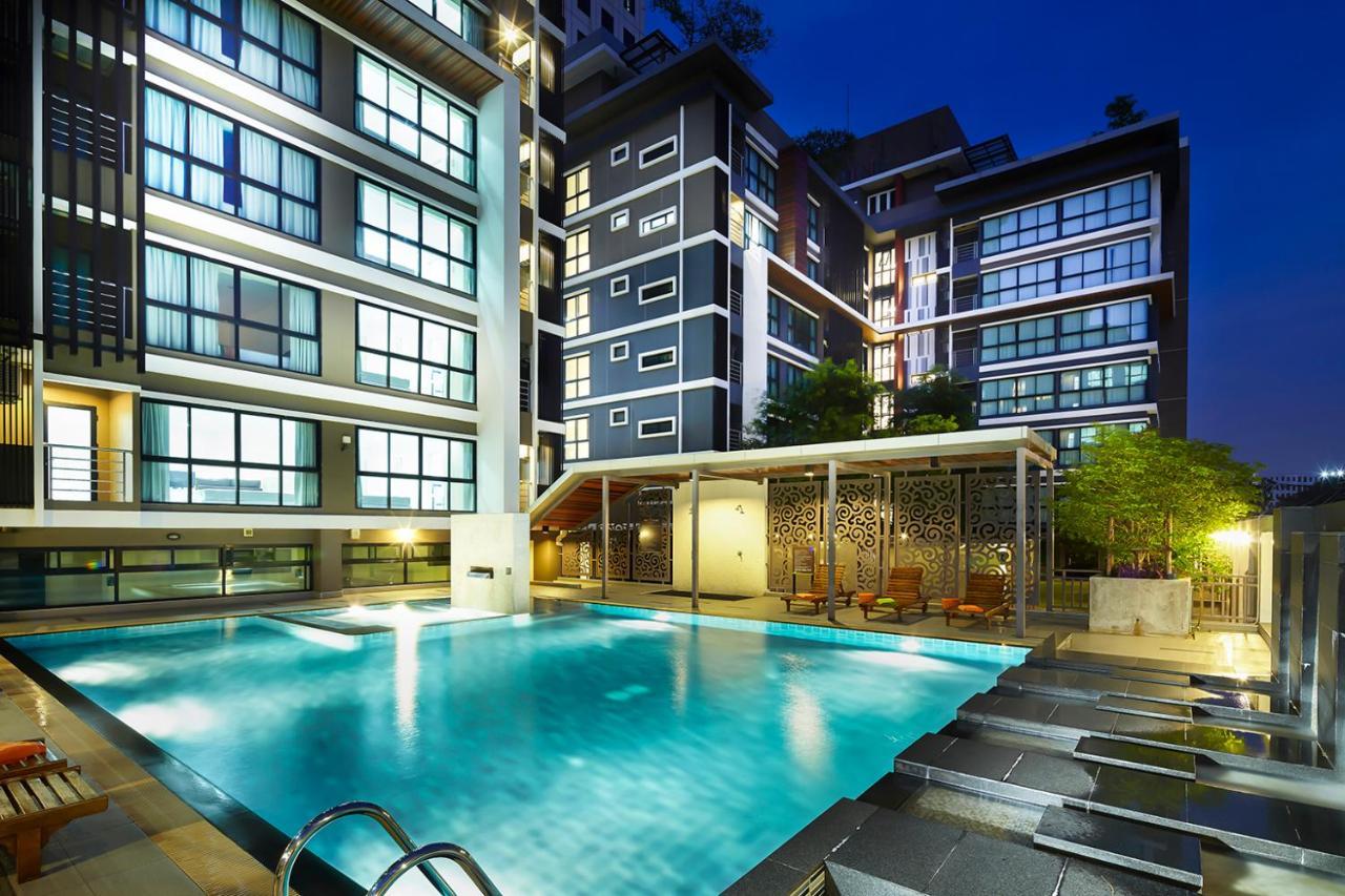 The Plimplace Hotel Bangkok Exterior foto